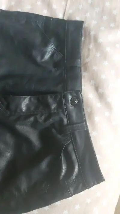 Pantalones de cuero sintético negros H&M - miniatura 3