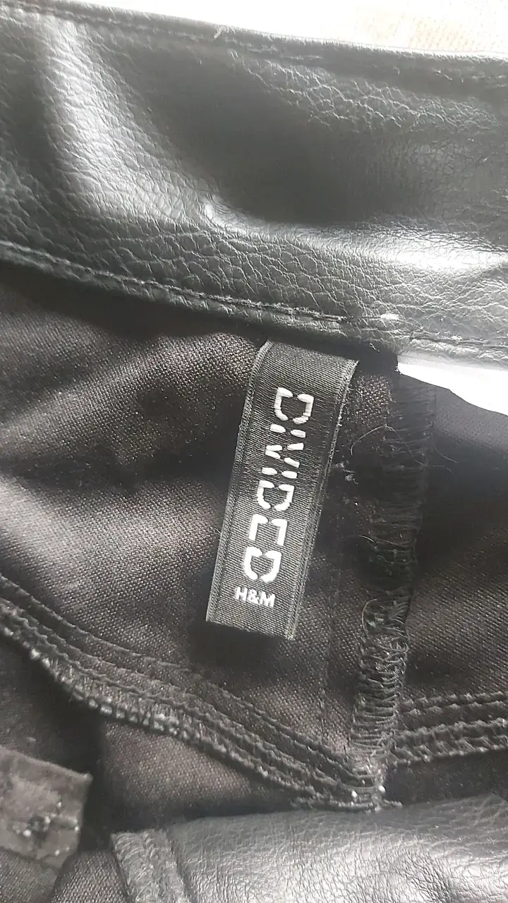 Pantalones de cuero sintético negros H&M - 4