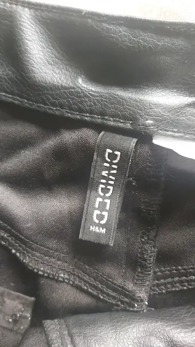 Pantalones de cuero sintético negros H&M - miniatura 4