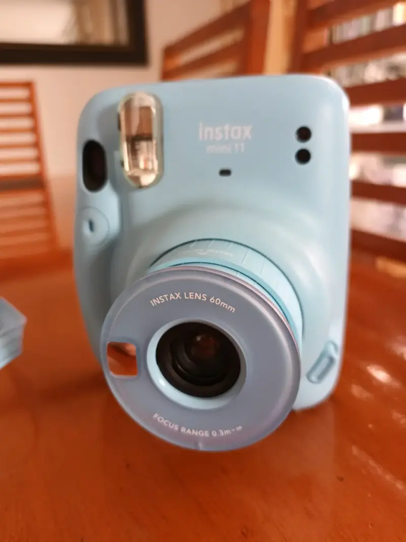 Cámara instantánea Fuji Instax Mini 11 con estuche - 4