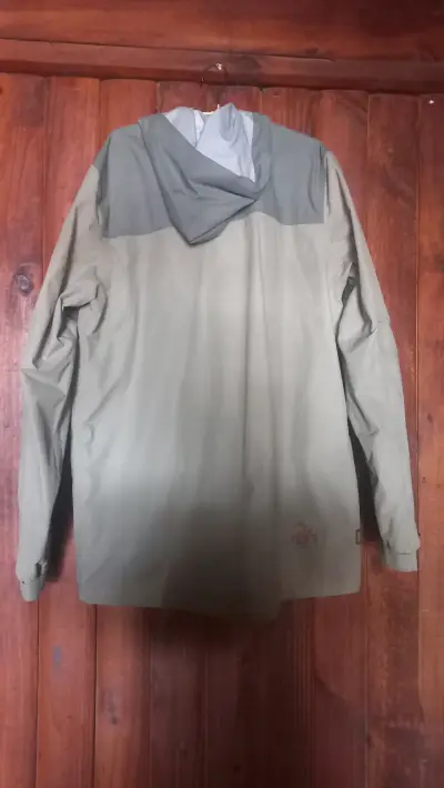 Chaqueta impermeable Haka Honu verde - miniatura 2