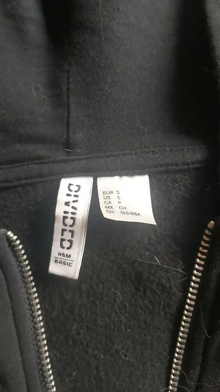 Polerón negro corto con capucha H&M Divided - 2
