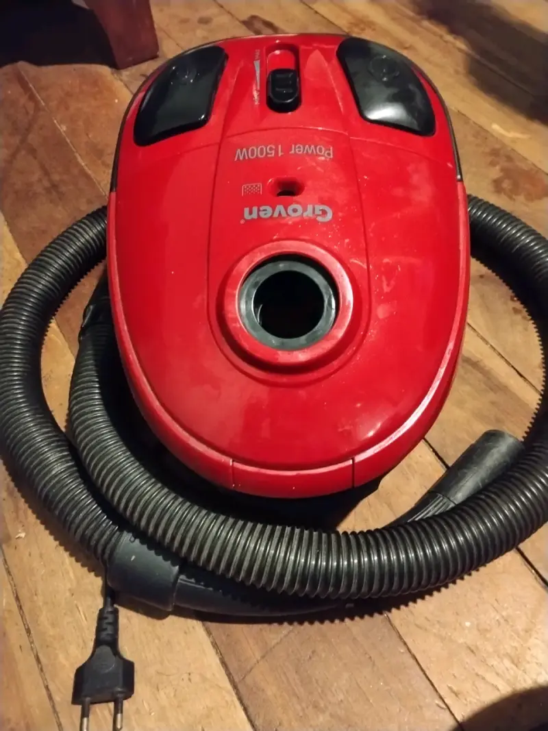 Aspiradora Groven 1500W roja potente - 2