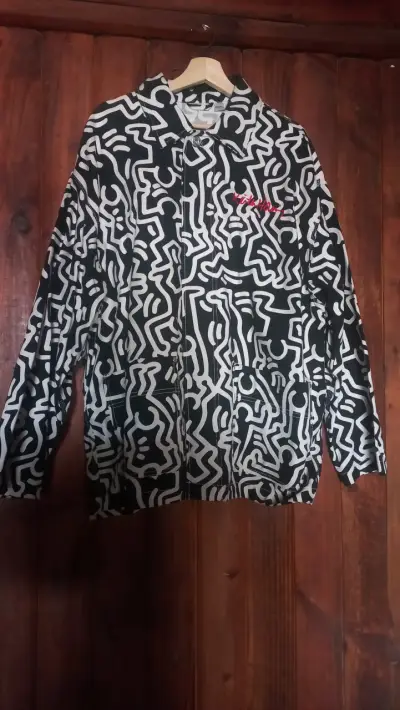Chaqueta estampada Kid Haring en blanco y negro - miniatura 1