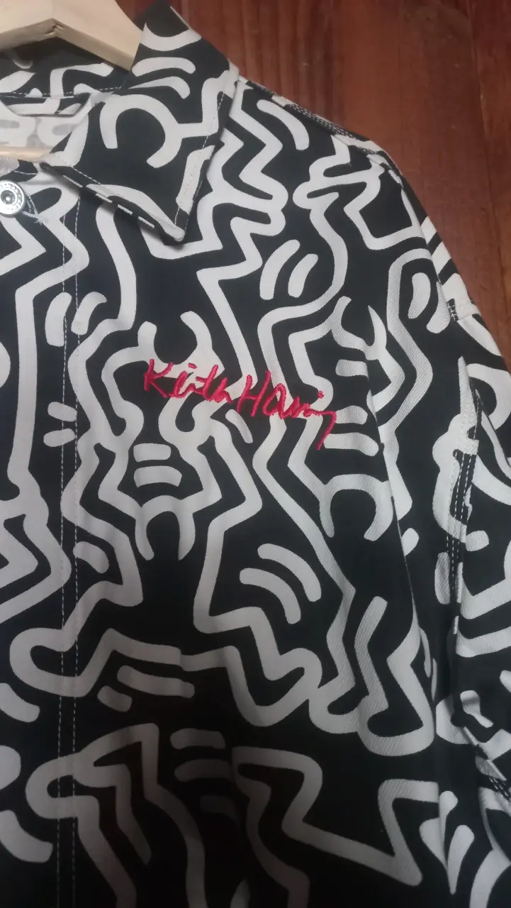 Chaqueta estampada Kid Haring en blanco y negro - 2