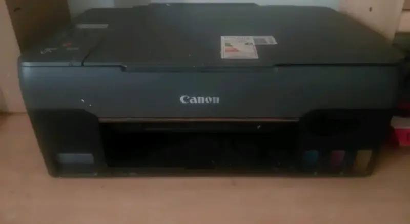 Impresora multifuncional Canon con sistema de tinta continua