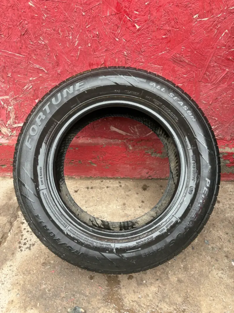 Neumático Fortune Perfectus 175/70R14 usado - 2