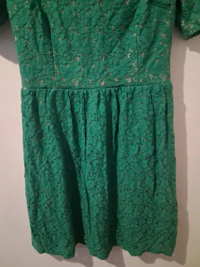 Vestido de encaje verde elegante - miniatura 4