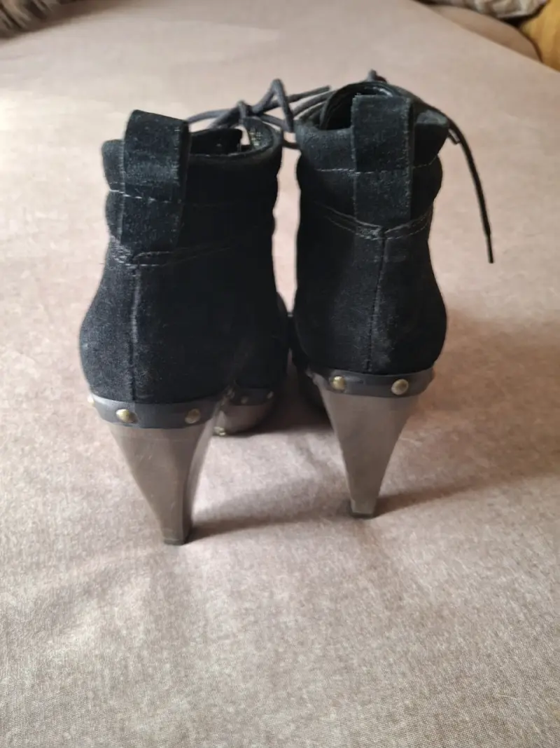 Botines de tacón alto Schutz negros con cordones - 2