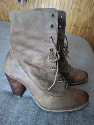 Botines de cuero marrón con tacón alto - miniatura 6