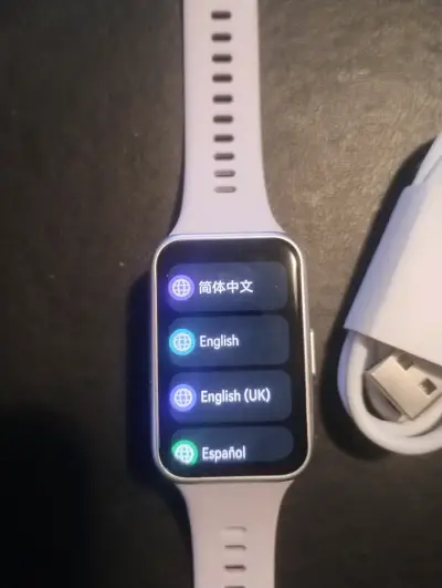 Reloj Inteligente con Correa Negra y Cargador - miniatura 2