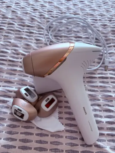 Depiladora IPL Philips Lumea Prestige - miniatura 2