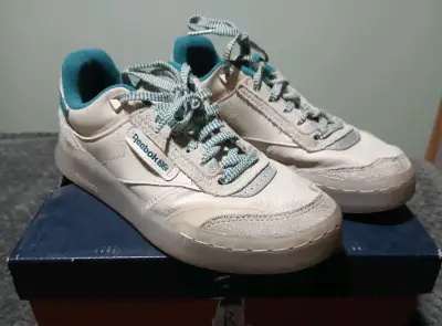 Zapatillas Reebok blancas con detalles turquesa - miniatura 1