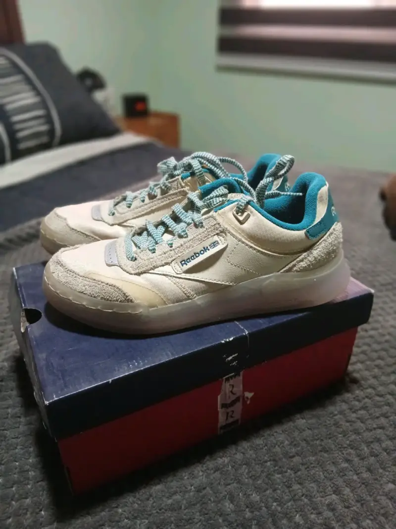Zapatillas Reebok blancas con detalles turquesa - 2