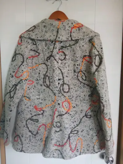 Abrigo de lana con diseño abstracto Umbrale - miniatura 2