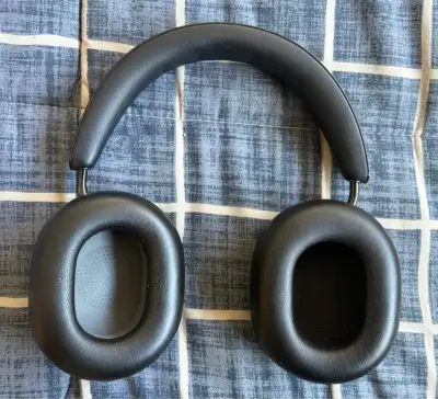 Audífonos inalámbricos Sonos con estuche - miniatura 3