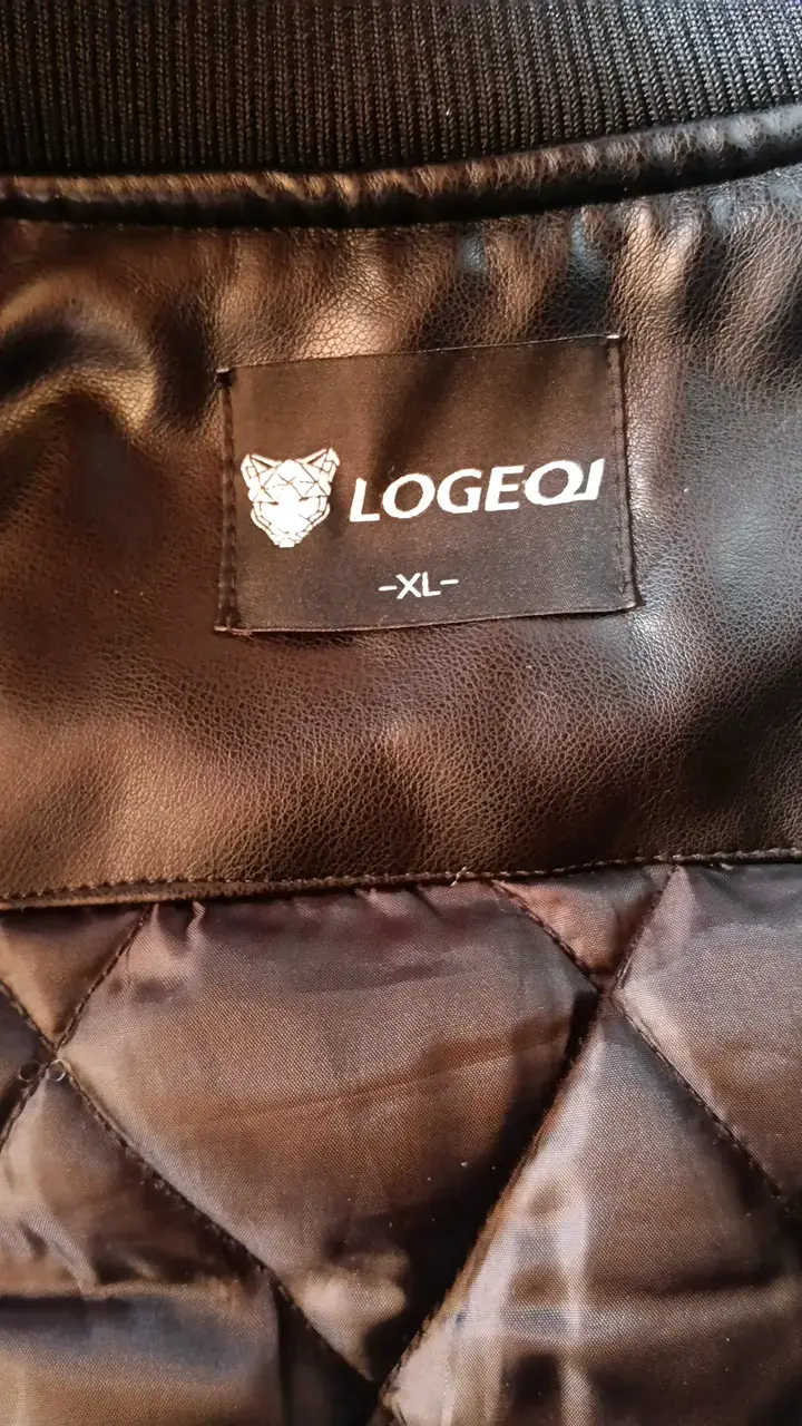 Chaqueta estilo varsity negra y blanca Logeoi - 3