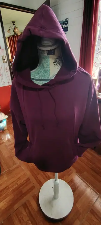 Polerón con capucha morado talla L - miniatura 1
