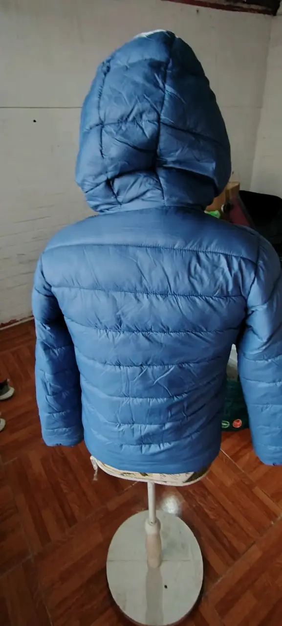 Chaqueta azul para niños con capucha - 2
