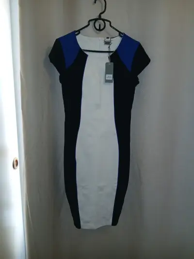 Vestido triicolor con etiqueta - miniatura 1