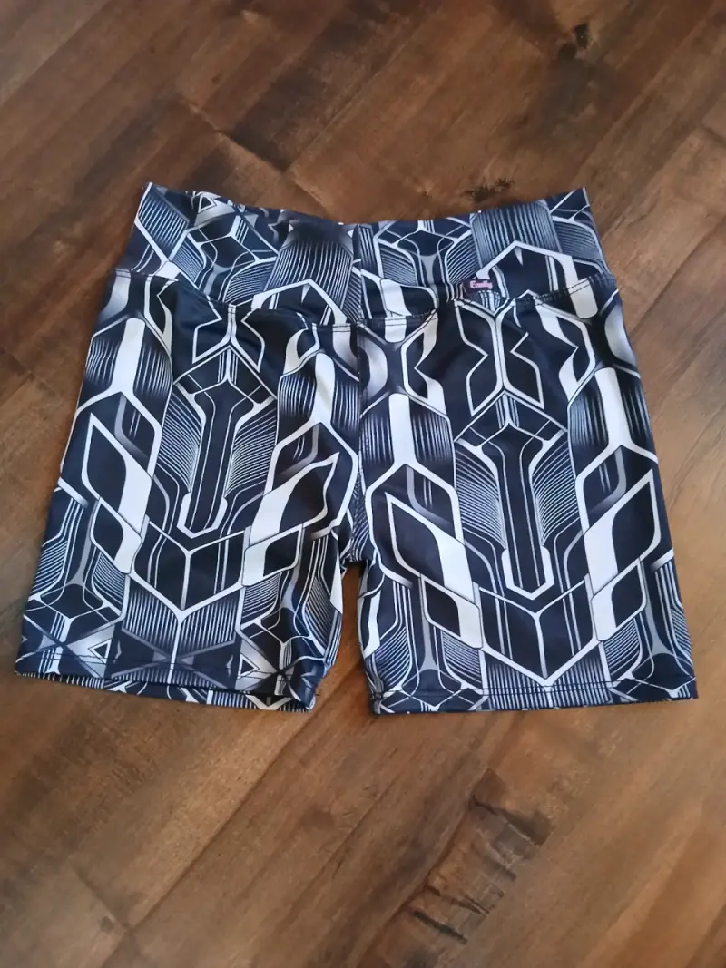 Shorts deportivos estampados para mujer - 2