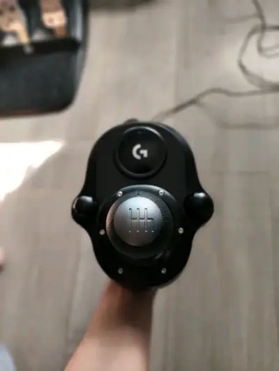 Volante Logitech G923 + Palanca de cambios - miniatura 2