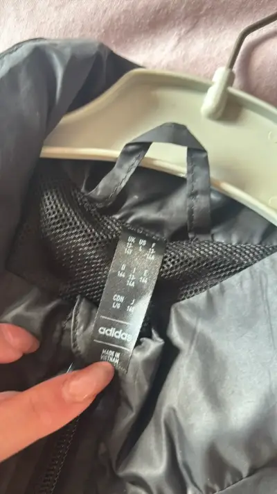 Chaqueta deportiva negra Adidas con cierre - miniatura 2