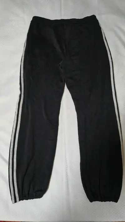 Pantalones deportivos negros Adidas con franjas - miniatura 4