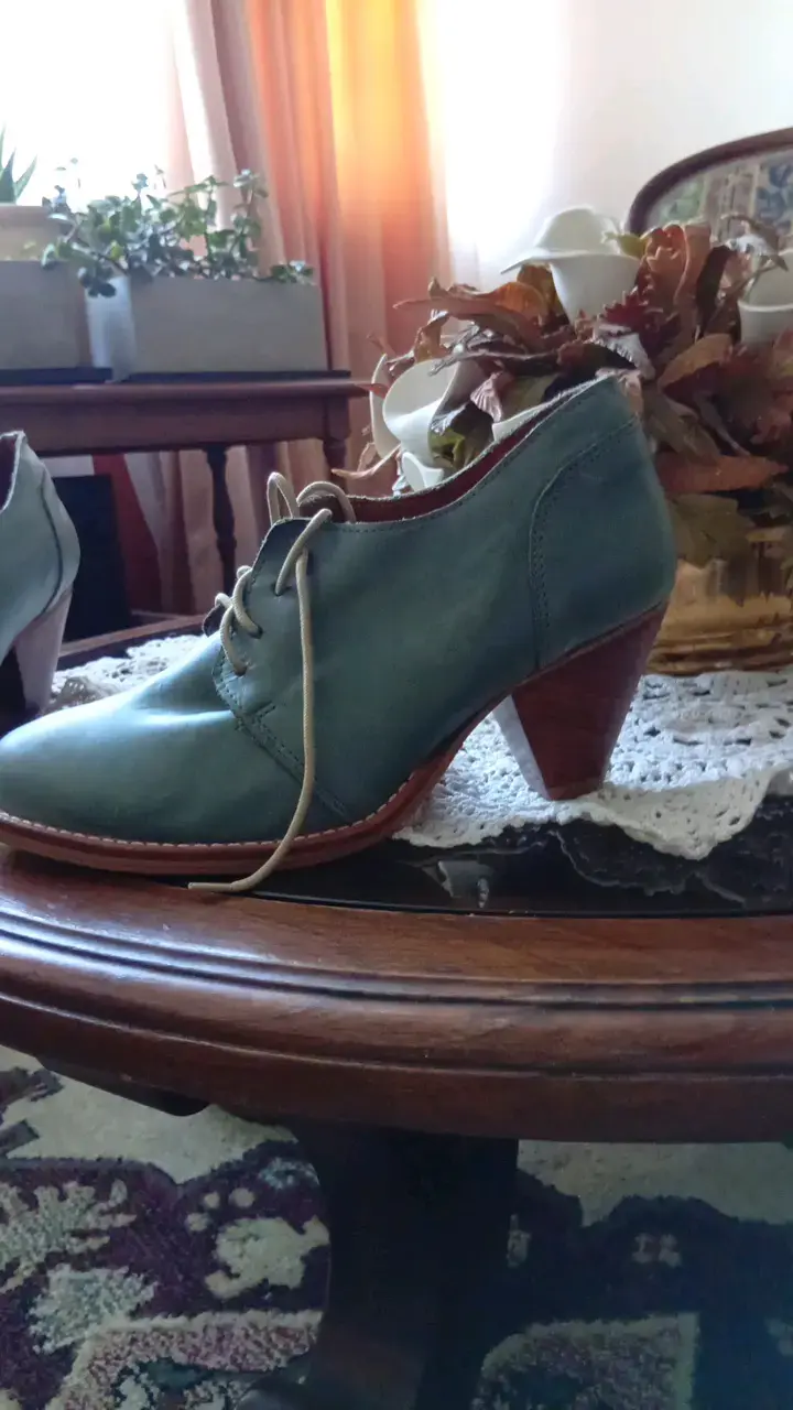 Zapatos de cuero verde con cordones - 2