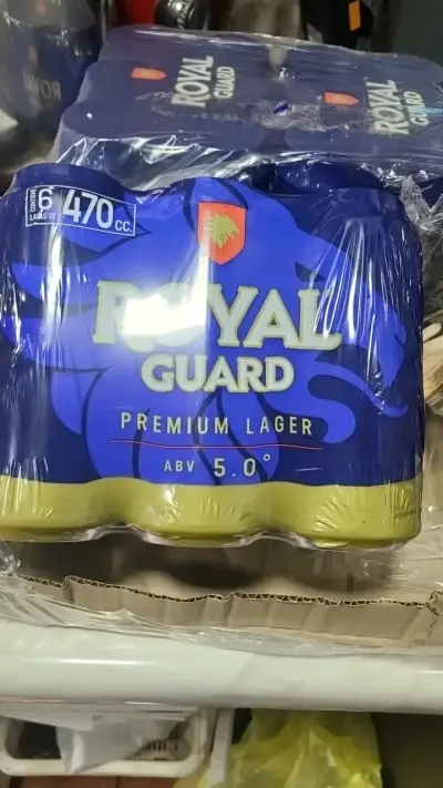Pack de Cervezas Royal Guard Premium Lager 6x470cc - miniatura 2