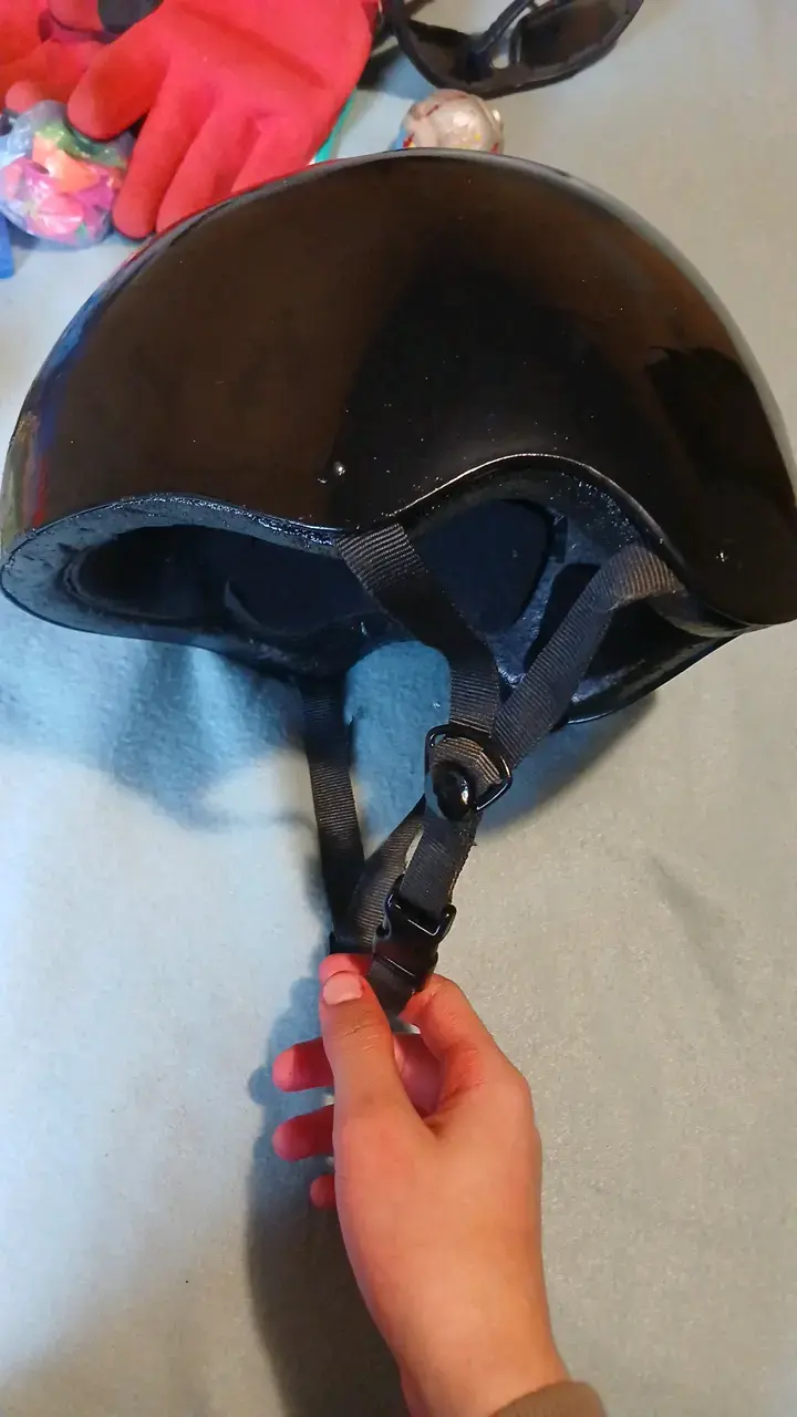 Casco de seguridad negro para ciclismo - 1
