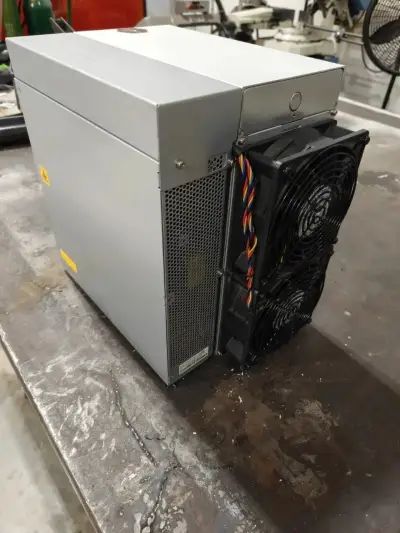 Bitmain Antminer S21XP Hyd,L9,L7,Goldshell AE Max, - miniatura 3