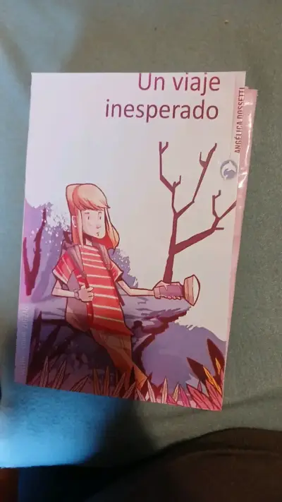 Libro 'Un Viaje Inesperado' de Angélica Dossetti - miniatura 1
