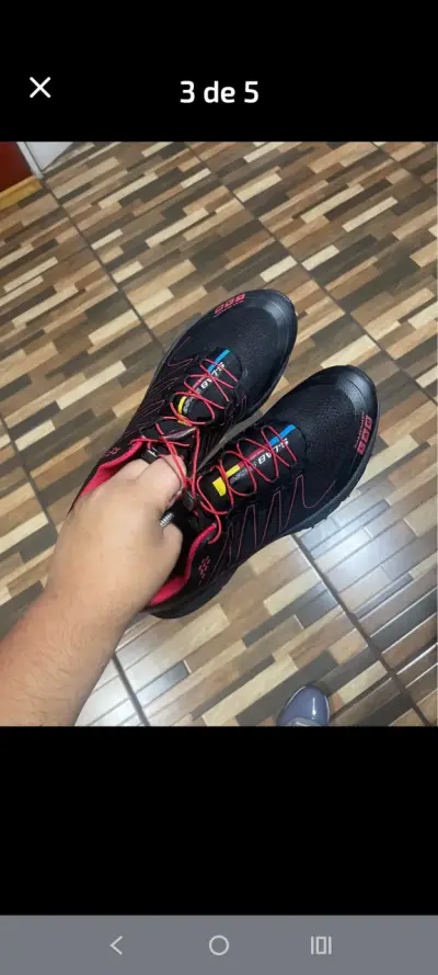 Zapatillas de Trail Running Salomon Rojas y Negras - miniatura 4