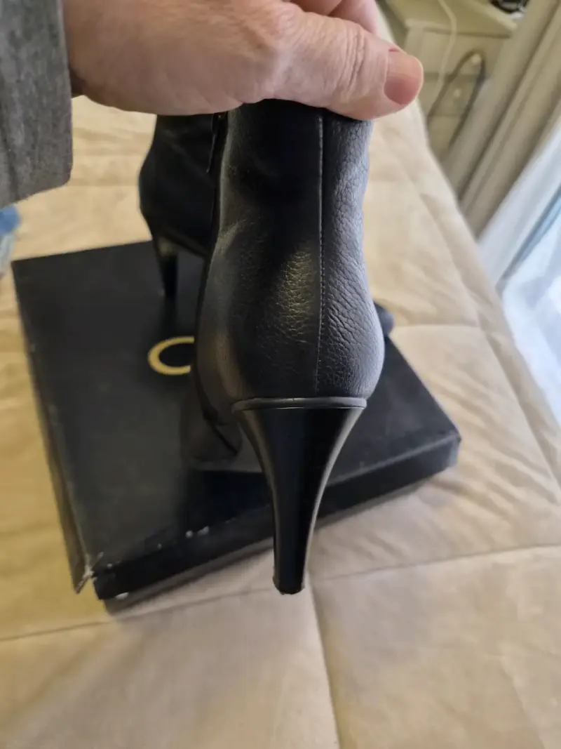 Botines de cuero negro con cierre doble - 2