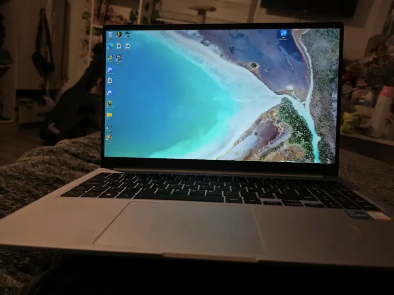 Laptop Samsung Galaxy Book 4 en pefecto estado - 2