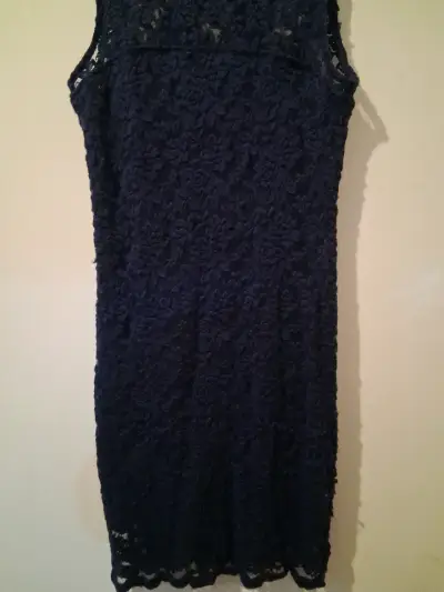 Vestido de encaje azul marino Forever 21 - miniatura 3