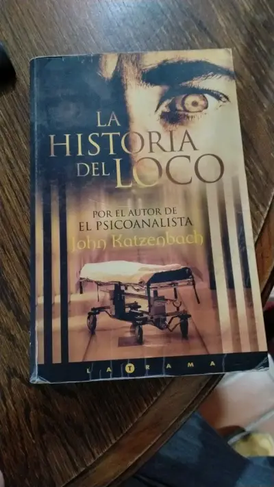 Libro 'La Historia del Loco' de John Katzenbach - miniatura 1