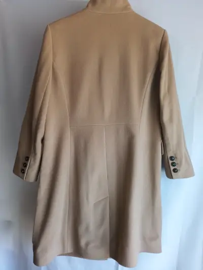 Abrigo beige para mujer - miniatura 2