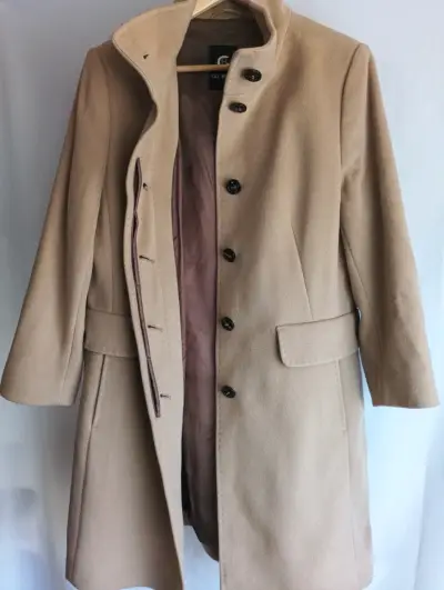 Abrigo beige para mujer - miniatura 3