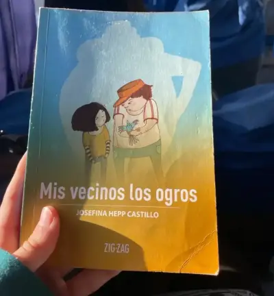Libro 'Mis Vecinos Los Ogros' de Josefina Hepp Castillo - miniatura 1