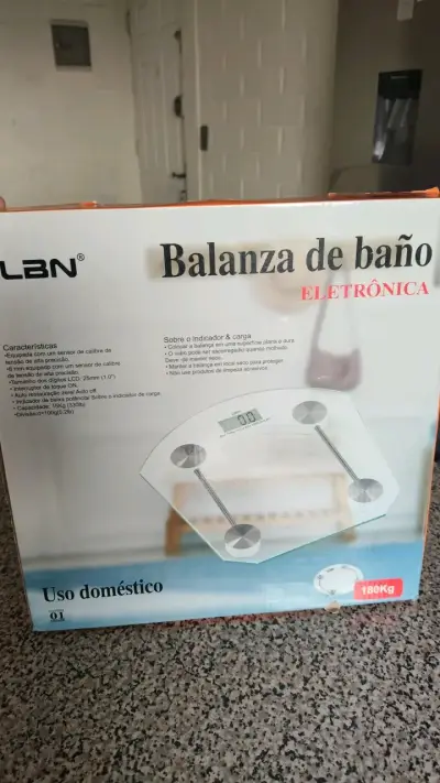 Balanza de baño electrónica LBN 180Kg - miniatura 2