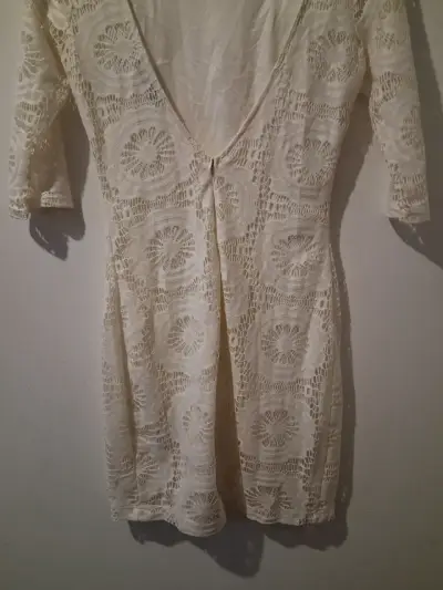 Vestido de encaje blanco con mangas tres cuartos - miniatura 6
