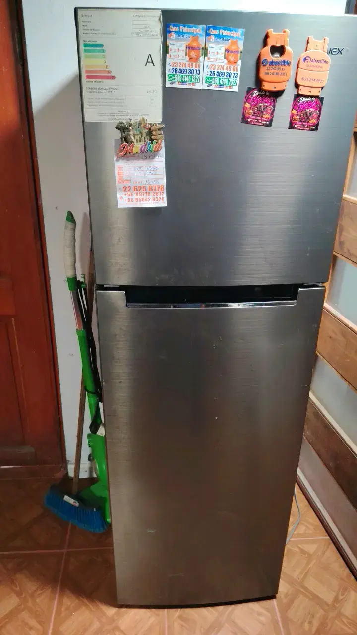 Refrigerador NEX de dos puertas en acero inoxidable - 1