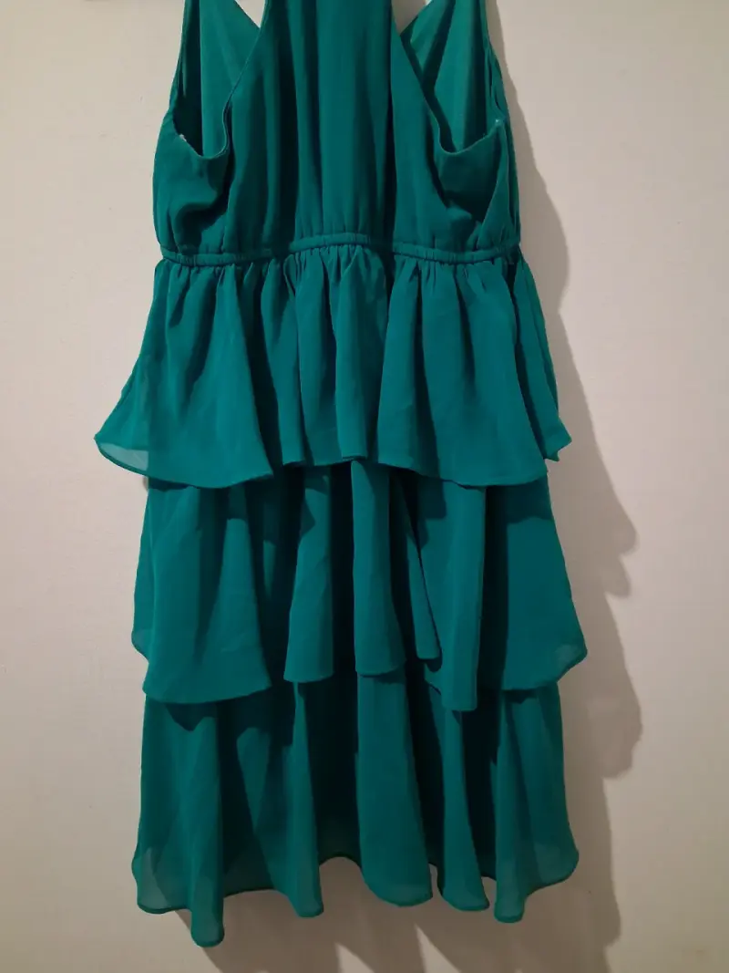 Vestido verde esmeralda Forever 21 con volantes - 6