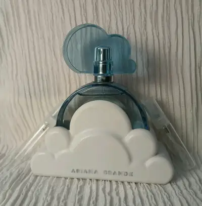 Decants de perfume Ariana Grande Cloud - miniatura 2