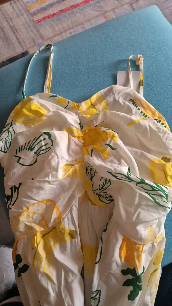 Vestido de verano estampado floral amarillo y verde - 2