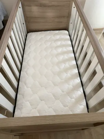 Cuna moderna Crescente en madera y blanco - miniatura 2