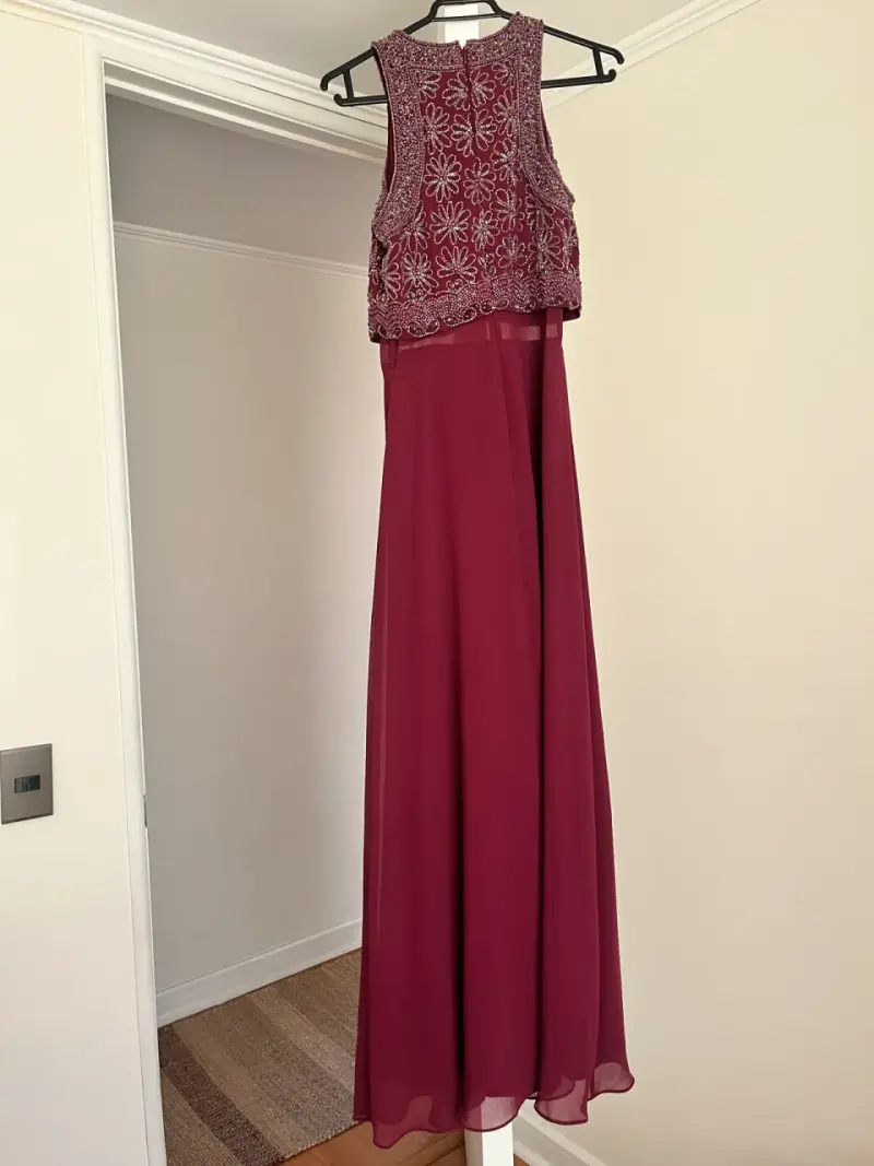 Vestido largo burdeo ASOS con pedrería – talla S - 3