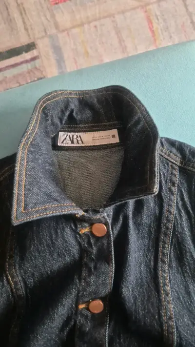 Chaleco de mezclilla sin mangas Zara - miniatura 5